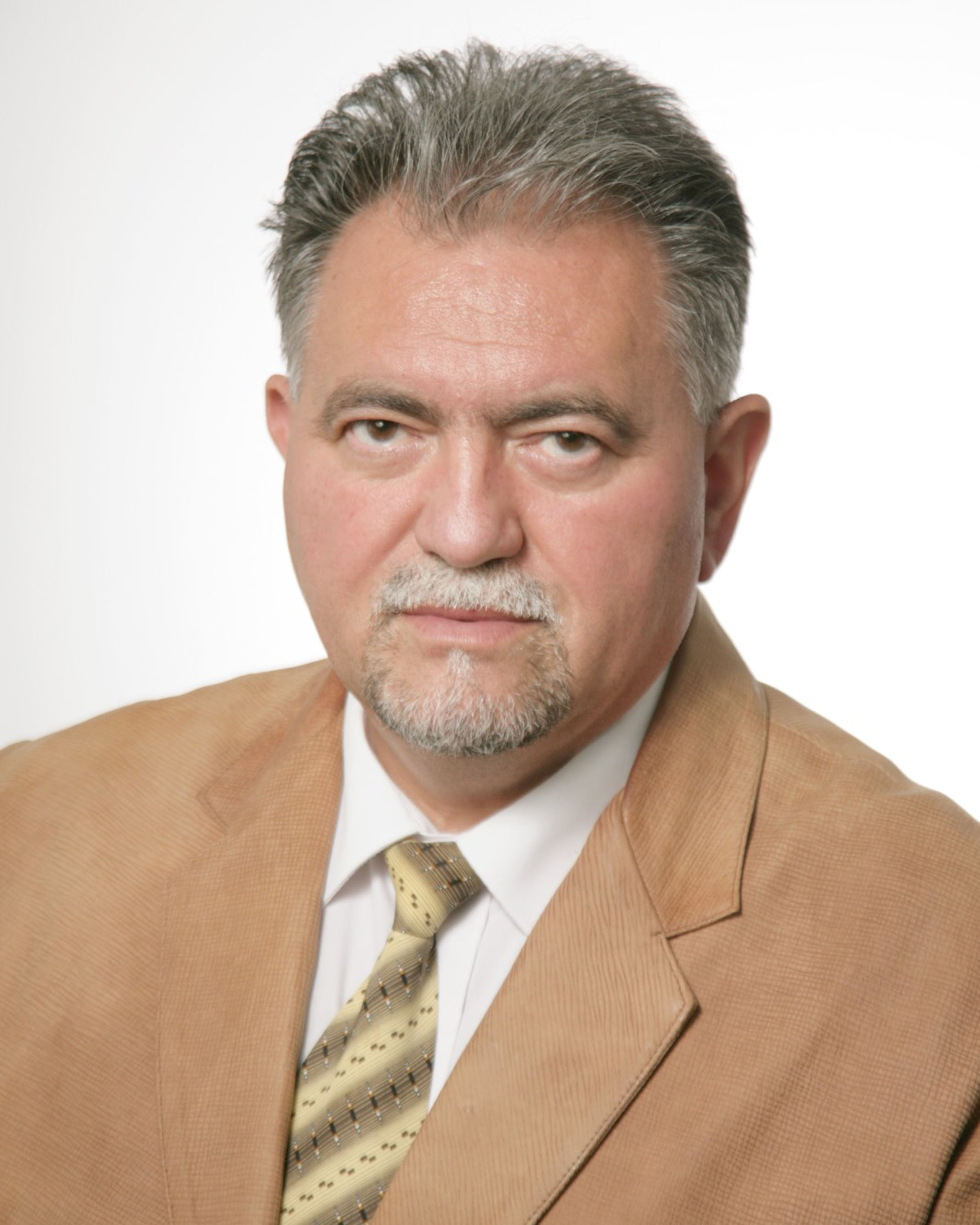 REMEȚAN Florin